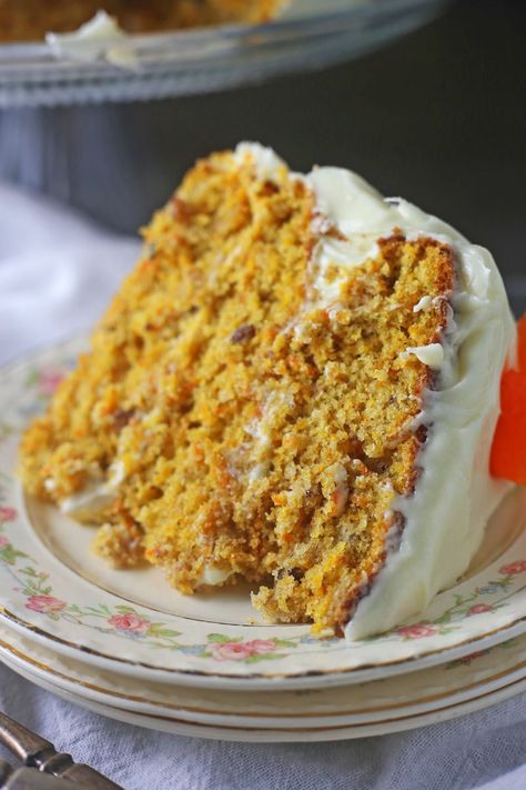 Easy and Moist Carrot Cake Recipe | Brown Sugar Food Blog Moist Carrot Cake Recipe, Sugar Carrots, Moist Carrot Cake, Homemade Graham Cracker Crust, Honey Cream, Orange Honey, Brown Sugar Recipes, Moist Carrot Cakes, Homemade Graham Crackers