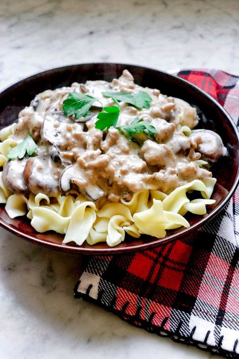 Ground Turkey Stroganoff Beef Stroganoff Recipes, Big Recipes, Turkey Stroganoff Recipe, Ground Turkey Stroganoff, Stroganoff Recipes, Turkey Stroganoff, Turkey Ground, Smoked Dishes, Ground Turkey Pasta