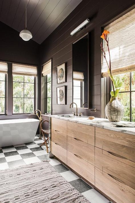 Cabin Master Bath with Brown Shiplap Walls - Country - Bathroom Popular Bathroom Colors, Brown Paint Colors, Island Beach House, Bathroom Transformation, Dining Room Ceiling, Surf Shack, Dark Walls, Brown Paint, Bathroom Colors