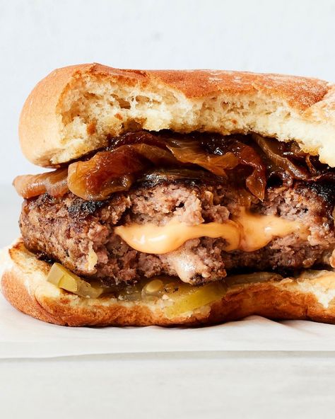 NYT Cooking on Instagram: “Happy summery Sunday from this juciest of Lucys. For the uninitated, the Juicy Lucy, a Minneapolis staple, is a slice of American cheese…” Molten Core, Juicy Lucy Burger, Real Burger, Recipes To Make For Dinner, Slice Of Cheese, Juicy Lucy, Pan Fried Chicken, Pickle Butter, Healthy Turkey