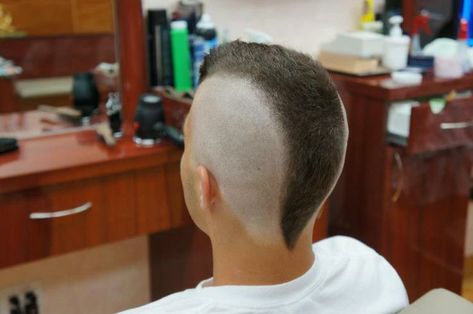 Wild Haircut, Short Hair Mohawk, Short Mohawk, Mohawk Haircut, Mohawk Hairstyles Men, Half Shaved Hair, Faded Hair, Mohawk Hairstyles, Cool Hairstyles For Men