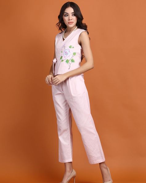 Embrace the casual chic with our Tie-up hand painted coord set 💗 Outfit Description: The pink tie-up handpainted top and straight fit pants co-ord set is a trendy and vibrant ensemble that is perfect for casual or fancy meet-ups. This matching set offers a cohesive and effortlessly put-together look, making it ideal for casual outings, gatherings, or for fancy events. Neck: V-neck Feature: Handpainted Fabric Description: The top and pant are made from light weight and breathable linen blend... Outfit Description, Coord Set, Straight Fit Pants, Pink Tie, Pink Ties, Co Ord Set, Fit Pants, Set Outfit, Co Ord