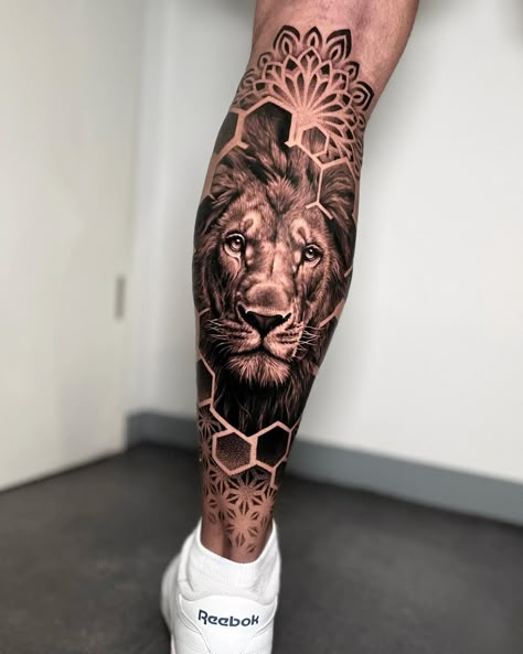 Tattoo Designs Lion, Lion Leg Tattoo, Geometric Tattoo Leg, Calf Tattoo Men, Animal Tattoos For Men, Lion Tattoo Sleeves, Mens Lion Tattoo, Full Leg Tattoos, Tattoo Dotwork