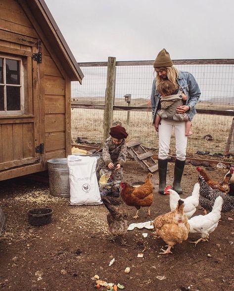 Dream Homestead, Abandoned Farmhouse, Baby Slings, Homestead Life, Chicken Farming, Abandoned Cities, Farm Living, Dream Future, Farm Lifestyle