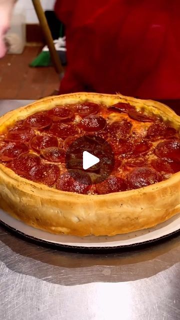 Deep Dish Pizza Cast Iron, Dorito Pie Recipe, Dorito Pie, Pepperoni Pizza Recipe, Main Dinner Dishes, Pizza Toppings Combinations, Pizza Recipes Pepperoni, Deep Dish Pizza, Dessert Pizza