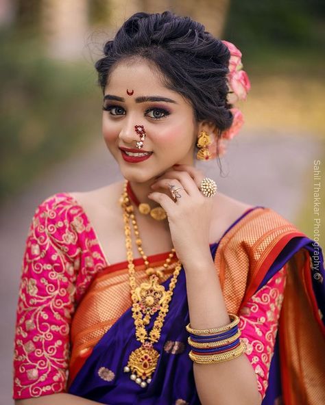 Marathi Mulgi, Marriage Girl, Simple Girl Outfits, Indian Bride Poses, Indian Bride Photography Poses, Indian Marriage, Bride Photos Poses, Simple Bride, Bridal Photography Poses