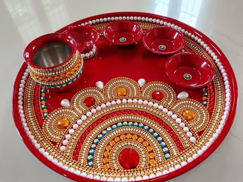 Kankavati Thali Decoration, Arti Thali Decoration Ganpati, Arti Plate Decoration, Diy Pooja Thali, Wedding Kalash Decorations, Pooja Plate Decoration, Arti Thali Decoration For Wedding, Pooja Thali Decoration Ideas Diy, Navratri Thali Decoration