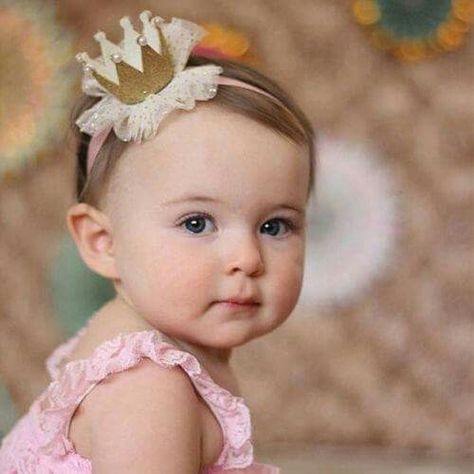 Lace Crown, Baby Crown, Headband Accessories, Lace Crowns, Baby Girl Toddler, Crown Hair, Baby Hair Accessories, Foto Baby, Princess Hairstyles