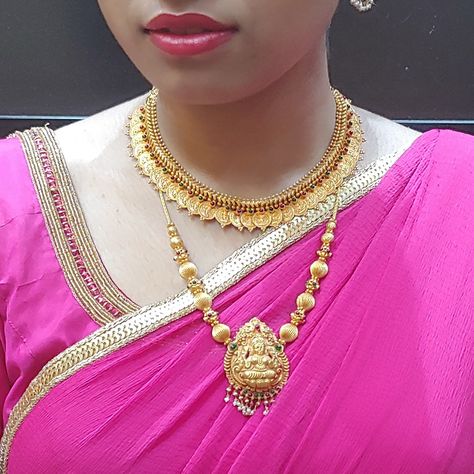 Lakshmi vathu kasina necklace and lakshmi pendant necklace Lakshmi Pendant, Gold Haram, Gold Jewels Design, Neck Pieces Jewelry, Gold Bridal Necklace, Choker Necklace Designs, Antique Gold Jewelry Indian, Gold Earrings Models, Gold Bangle Set