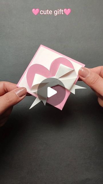 I Love You Origami, Cool Cards Diy Creative, Diy Valentines Day Card For Boyfriend, Easy Bday Cards Diy, Sister Card Ideas, Bday Card Ideas Creative, Diy Bff Gifts, Idee Cadeau Diy, Cute Bday Cards