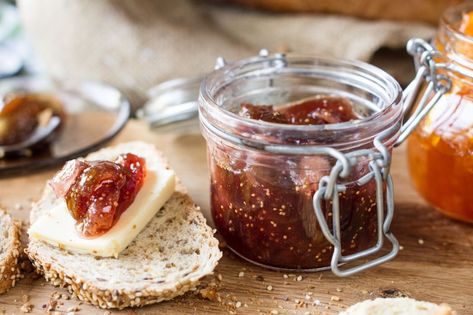 Pear Jelly Recipes, Pear Jam Recipe, Tomato Chutney Recipe, Fig Jam Recipe, Pear Jam, Jam Recipes Homemade, Apple Jam, Fig Recipes, Tomato Chutney