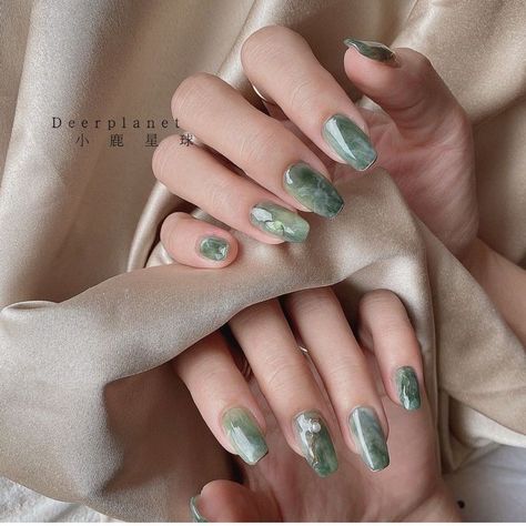 Jade Green Nails, Jade Nails, Asian Nails, Hello Nails, Vintage Nails, Beauty Nails Design, Grunge Nails, Cute Acrylic Nail Designs, Pretty Gel Nails