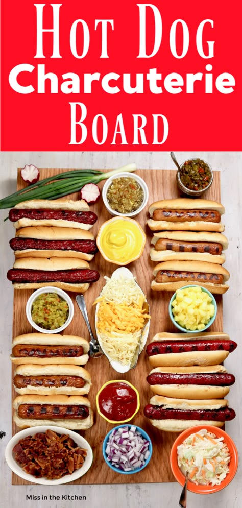 A Hot Dog Charcuterie Board is a great addition to summer cookouts, holidays and game day get togethers. Set up your board with delicious grilled hot dogs and creative toppings for an easy way to serve your guests. Charcuterie Board Hot Dogs, Hot Dog Platter, Hot Dog Serving Ideas, Hot Dog Charcuterie Board Ideas, Hot Dog Charcuterie, Hot Dog Charcuterie Board, Platter Meals, Charturie Board, Hot Dog Board