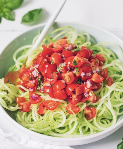 Medical Medium Blog: read Cucumber Noodles with Bruschetta Topping now at www.medicalmedium.com Medical Medium Recipes, Banana Salad, Cucumber Noodles, Medium Recipe, Bruschetta Toppings, Anthony William, Healing Recipes, Refreshing Food, Medical Medium