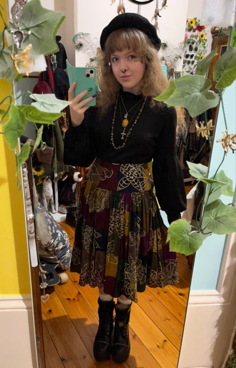 Alternative Easter Outfit, Eclectic Alternative Fashion, Alt Cottagecore Fashion, Gremlincore Fashion, Dreamcore Fashion, Dreamcore Aesthetic Outfits, Indie Folk Aesthetic Outfits, Dreamcore Outfits, Earthcore Outfits