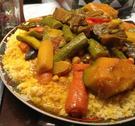 Lamb and Vegetable Rice Couscous 3 Ramadan, Vegetable Couscous, Moroccan Couscous, Ramadan Table, Eating Carrots, Moroccan Recipes, Couscous Recipes, Lamb Stew, National Dish