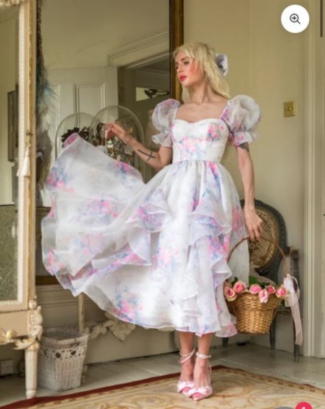 Dress from Fanciful Doll. Unfortunately the name is not known as it is no longer available on the site. Organza Midi Dress, Romantic Dream, Regency Dress, Organza Skirt, Puff Dress, Dress Out, Layered Skirt, Pretty Pastel, Flowy Skirt