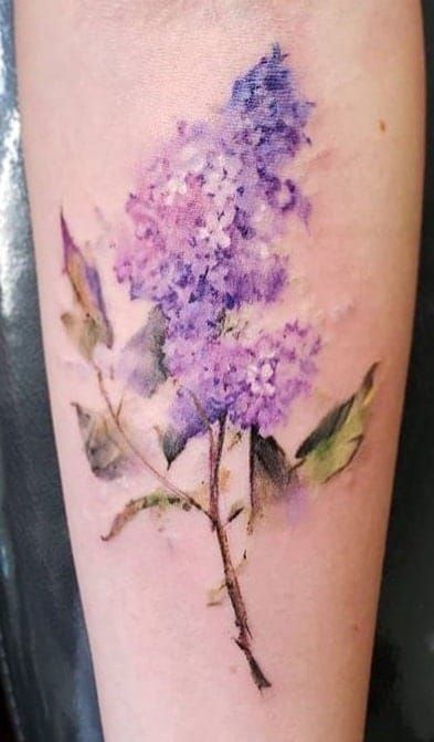 Discworld Tattoo, Purple Flower Tattoos, Lilac Tattoo, Dragons Tattoo, Purple Tattoos, Lavender Tattoo, Tattoo Feminina, Tattoo Supplies, Small Tattoo