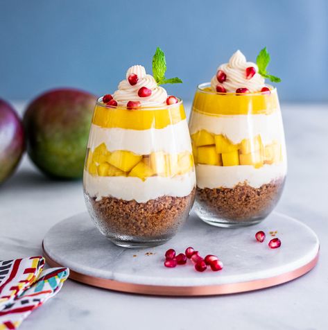 Cheesecake Parfait Recipes, Gluten Free Gingerbread Cake, Mango Parfait, No Bake Vanilla Cheesecake, Gingerbread Cheesecake, Gingerbread Cake Recipe, Cheesecake Parfaits, Gluten Free Gingerbread, Mango Dessert