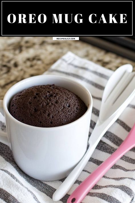 Last Minute Dessert Ideas, Mug Cake From Box Cake, Easy One Person Desserts, Oreo Mug Cake Microwave, Easy Oreo Mug Cake, Cake In A Mug Microwave, Oreo Mug Cake Recipe, Brownie Mug Cake, Oreo Mug Cake