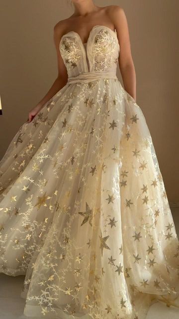 Celestial Wedding Dresses, Celestialcore Aesthetic, Celestial Ball Gown, Celestial Gown, Groom Makeup, Galaxy Wedding, Celestial Magic, Lucid Dream, Glamorous Look