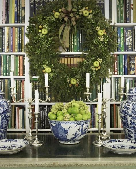 James Farmer, Antebellum Home, Fruit Wreath, Chinoiserie Christmas, Glam Pad, Decorate Home, Busy Busy, Holiday Images, Chic Table