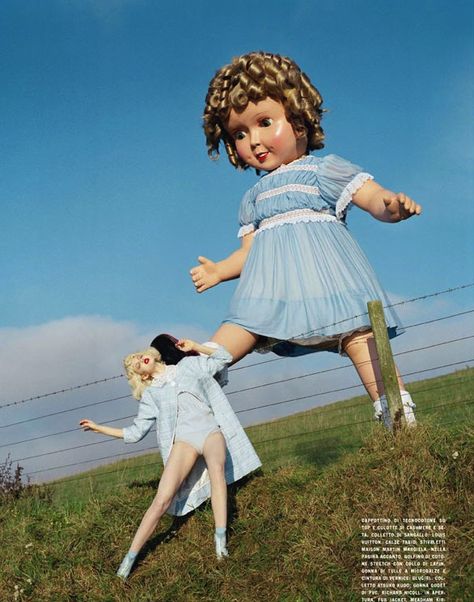 aaaaaaahhhh!!!!!real monsters Lindsey Wixon, Giant Doll, Tim Walker Photography, Lindsey Wixson, Mode Editorials, Tim Walker, Richard Avedon, Tilda Swinton, Dior Couture