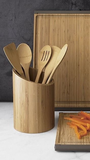 Bamboo Kitchen Accessories, Kitchen Wood Accessories, Beautiful Appliances, Kitchen Window Treatments Diy, Bamboo Projects, Wood Kitchen Accessories, Wooden Utensil Holder, Bamboo Kitchen Utensils, Wooden Kitchen Accessories