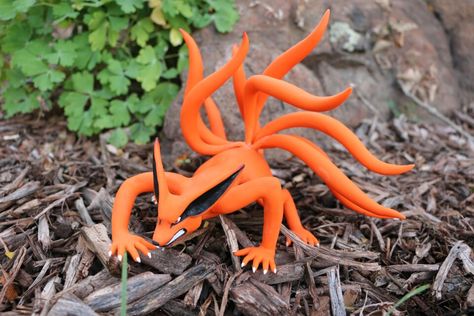 Naruto Polymer Clay, Nine Tailed Fox Naruto, Naruto 9 Tails, Naruto Nine Tails, Bolo Naruto, Nine Tails, Polymer Art, Nine Tailed Fox, Clay Work