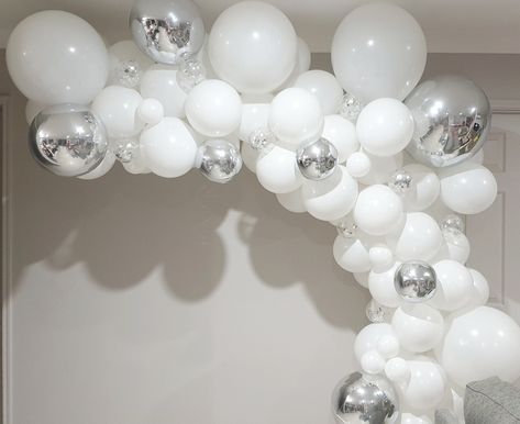 White And Silver 21st Party, White And Silver Balloon Arch, White Silver Balloon Garland, Silver And White Balloons, White Silver Balloons, Balloon Accents, Slumber Party Decorations, Rooftop Proposal, White Balloon Garland