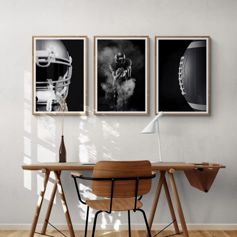 This is a 3-piece football print set in black and white. It's unique and will look great in a teen room, game or dorm room and will fit in beautifully with minimalist decor.  >>THIS IS A DIGITAL PRODUCT THAT WILL BE DELIVERED TO YOUR EMAIL ADDRESS. If you are only interested in the physical download, you can find it here: https://www.etsy.com/listing/1649141302/framed-teen-boy-room-decor-3-piece?ref=listings_manager_grid<< This triptych is modern and will also work well in a bedroom, for example Football Game Room, Teenage Boys Bedroom Ideas Football, Teen Boy Football Bedroom, Boys Football Room Ideas, Teen Boy Bedroom Football, Football Themed Boys Room, Sports Office Decor Ideas, Football Room For Boys, Black And White Teen Room