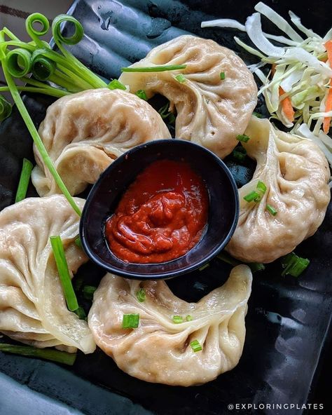 Momos Food Images, Sikkim Food Images, Momos Food Photography, Sikkim Food, Momos Aesthetic, Business Ideas Food, Momos Chicken, Food Black People, Food Captions Instagram