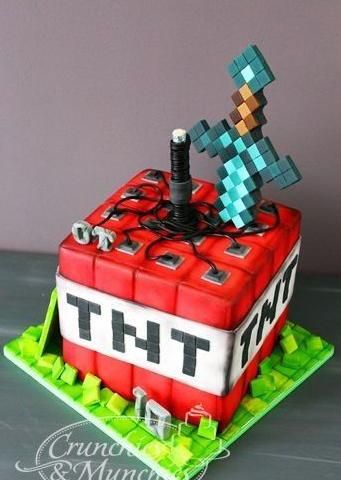 Las más creativas Tortas de Minecraft - Todo Bonito Minecraft Cakes Ideas, Dort Minecraft, Minecraft Pasta, Pastel Minecraft, Minecraft Cakes, Cake Minecraft, Minecraft Bday, Minecraft Lego, Minecraft Birthday Cake