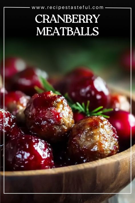 These Cranberry Meatballs are a delicious combination of savory, tender meatballs and a sweet and tangy cranberry glaze. The meatballs are baked to perfection and coated in a flavorful cranberry-chili sauce, making them a perfect appetizer or party dish. The addition of Worcestershire sauce, brown sugar, and chili sauce adds complexity and depth to the dish. Christmas Chili Recipe, Cranberry Chili Meatballs, Classic Christmas Dinner, Meatball Appetizer Crockpot, Christmas Munchies, Cranberry Sauce Meatballs, Meatballs Sauce Recipe, Party Food Meatballs, Sweet Meatballs