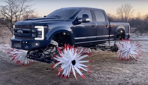 How To Kill Your Truck (and Maybe Others): 2017 Ford F-350 with Spiky Wheels Sema Truck, Ford Jokes, Diesel Pickup Trucks, Custom Wheels Trucks, Dodge Diesel Trucks, Big Ford Trucks, Old Dodge Trucks, Trucks Chevy, Custom Lifted Trucks