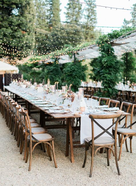 wedding tables - photo by Kylee Yee http://ruffledblog.com/romantic-al-fresco-wedding-in-tuscany