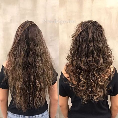 Long Layered Perm Hairstyle 3a Curls, Perm Curls, Curly Perm, Long Hair Perm, Ombre Curly Hair, Hairstyles Bangs, Deva Cut, Spiral Perm, Layered Curly Hair