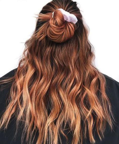 Fall Hair For Natural Redheads, Natural Redhead Lowlights, Brunette Red Blonde Balayage, Strawberry Brown Highlights, Going From Blonde To Red, Summer Hair Color For Red Heads, Brown Red Blonde Balayage, Natural Redhead Balayage, Redhead Balayage