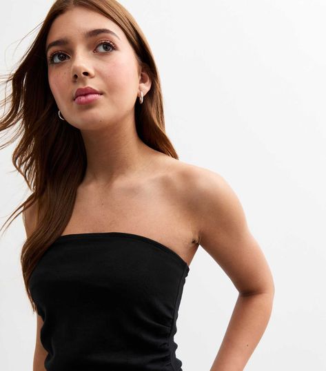 Shop Girls Black Ruched Side Bandeau. Discover the latest trends at New Look. Knitwear Dress, Side Splits, Age 12, Girls Black, Loungewear Shorts, Curves Workout, Bandeau Top, Petite Maternity, Trending Dresses