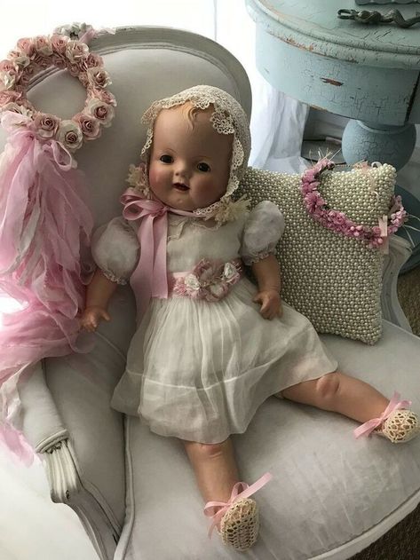 Big Baby Dolls, Baby Dimple, Effanbee Dolls, Antique House, Vintage Inspired Decor, Baby Dress Patterns, Dolls Houses, Dolls For Sale