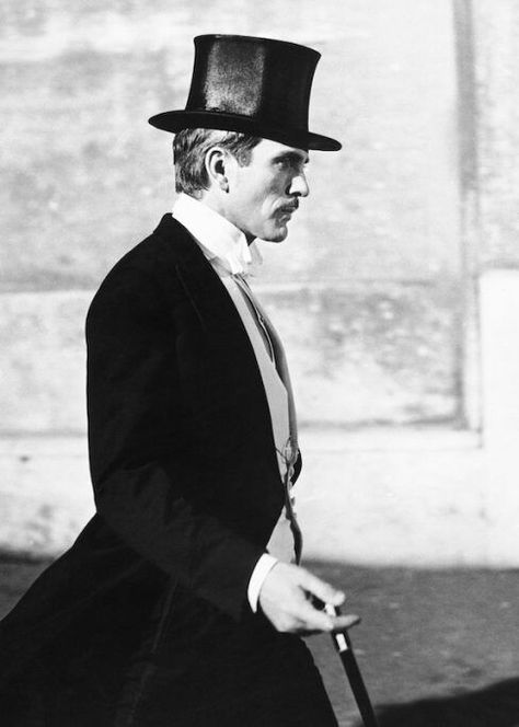 20s Aesthetic, Terence Stamp, Gentleman's Club, Vintage Gentleman, British Actors, Men Vintage, Man Photo, Most Beautiful Man, Vintage Photographs