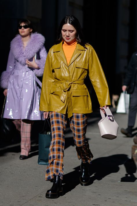 Layered Outfit, Fall Fashion Trends Women, New York Street Style, New York Fashion Week Street Style, Nyc Street Style, 2020 Runway, Nyfw Street Style, Street Style Edgy, Womens Fashion Edgy