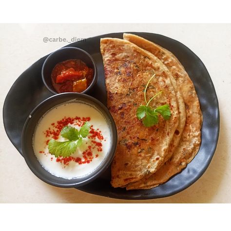 Alu Paratha, Aloo Paratha, Winter Breakfast, My Favorite Food, Paratha Recipes, Desi Food, Foodie Food, Favorite Food, Home Cooking