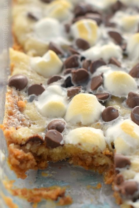 Smore Recipes, Magic Cookie Bars, Magic Bars, Dessert Bar Recipe, Chocolate Marshmallows, S'mores, Cookie Bar Recipes, Yummy Sweets, Lunch Bags