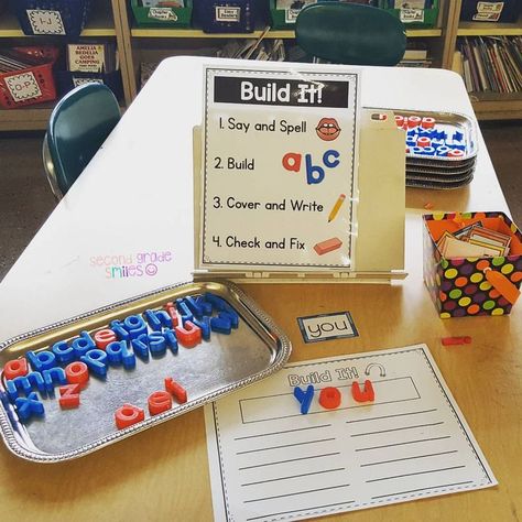 Magnet letter word building today! Visual directions are helping my word work center to run so much more smoothly this year! Link in… 2nd Grade Centers, 1st Grade Centers, Centers First Grade, Word Work Kindergarten, First Grade Words, Sight Word Centers, Word Work Stations, Word Work Centers, Classroom Centers