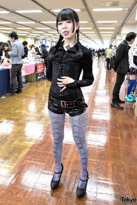 Snake Tights, Japanese Snake, Underground Fashion, Harajuku Style, Tokyo Fashion, Foto Art, Japanese Street Fashion, J Fashion, Harajuku Fashion