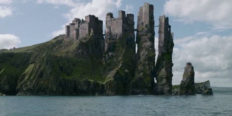 Game Of Thrones Castles, Gendry Waters, Iron Islands, Game Of Thrones Locations, Beach Fire, The Iron Giant, Hbo Game Of Thrones, European Castles, Gra O Tron