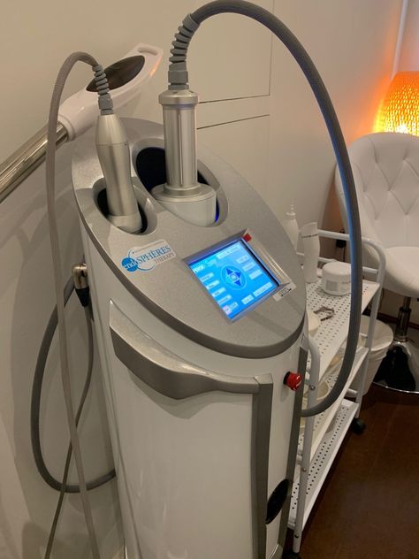 endospheres machine Endospheres Therapy, Esthetician Machines, Hydrafacial Machine, High Frequency Machine, Hydro Facial Machine, Oxygen Facial Machine, Bingo Wings, Face Firming, Beauty Therapy Room