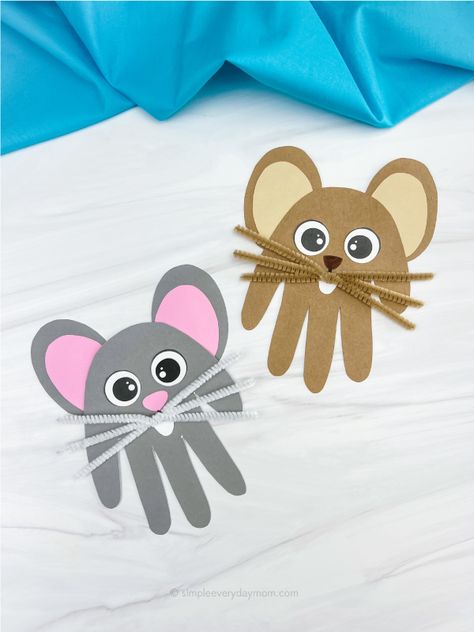 Mouse Handprint Craft For Kids Mouse Handprint Craft, Preschool Mouse, Fun Paper Crafts, Origami Paper Flowers, Ornaments Diy Kids, Fox Crafts, Spider Crafts, Mouse Crafts, Toddler Arts And Crafts