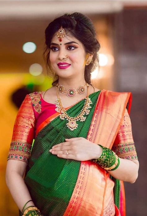 Dohal Jevan Look, Sarees For Seemantham, Srimantham Photoshoot Saree, Hairstyles For Seemantham, Valaikappu Hairstyles, Sreemantham Blouse Designs, Valaikappu Photoshoot, Seemantham Blouse Designs, Srimantham Sarees